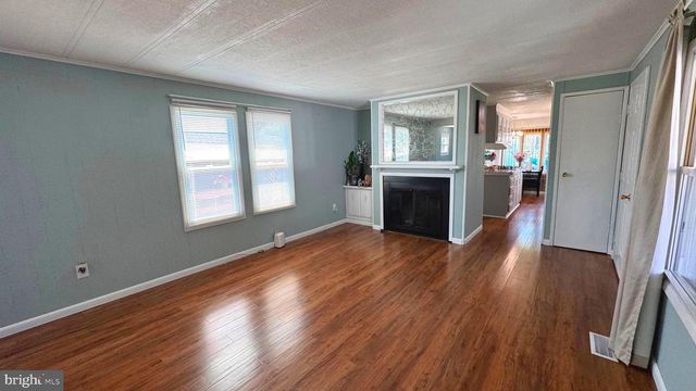 28 ROCKYWOOD LANE, Essex, MD 21221