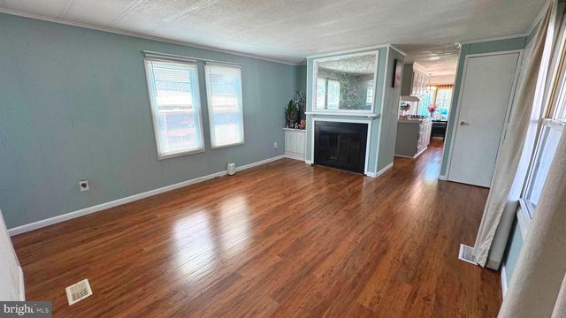 28 ROCKYWOOD LANE, Essex, MD 21221