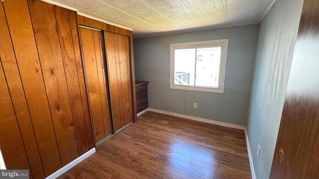 28 ROCKYWOOD LANE, Essex, MD 21221