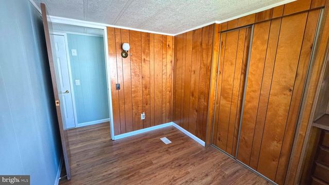 28 ROCKYWOOD LANE, Essex, MD 21221