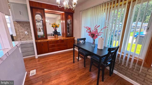 28 ROCKYWOOD LANE, Essex, MD 21221