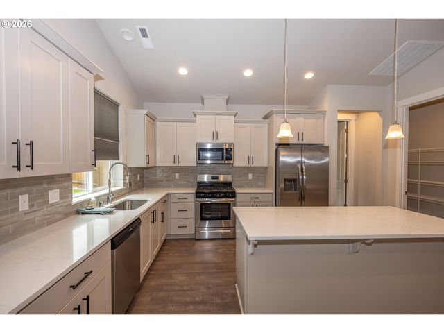 4507 Ne 182ND St, Vancouver, WA 98686