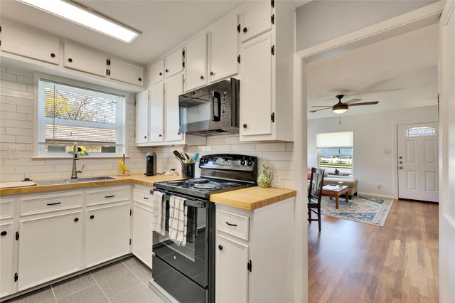 5206 Grover Ave, Austin, TX 78756