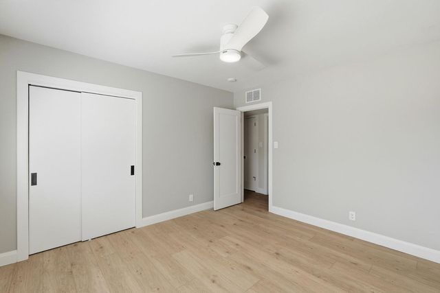 6819 E Paradise Parkway, Scottsdale, AZ 85251