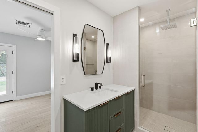 6819 E Paradise Parkway, Scottsdale, AZ 85251