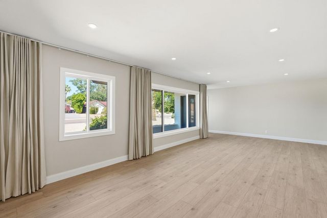 6819 E Paradise Parkway, Scottsdale, AZ 85251