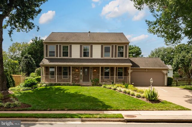 3272 KINROSS CIR, Herndon, VA 20171