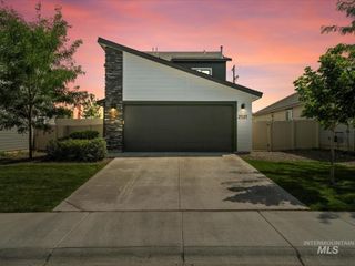 2121 W Trout Lily St, Kuna, ID 83634