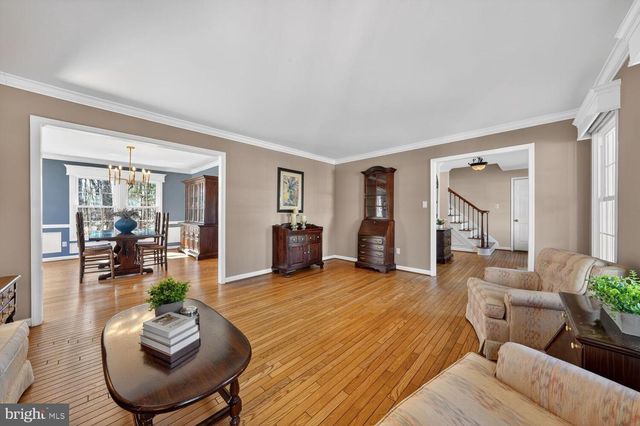 7923 DONEGAL LN, Springfield, VA 22153