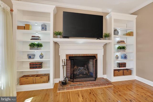 7923 DONEGAL LN, Springfield, VA 22153