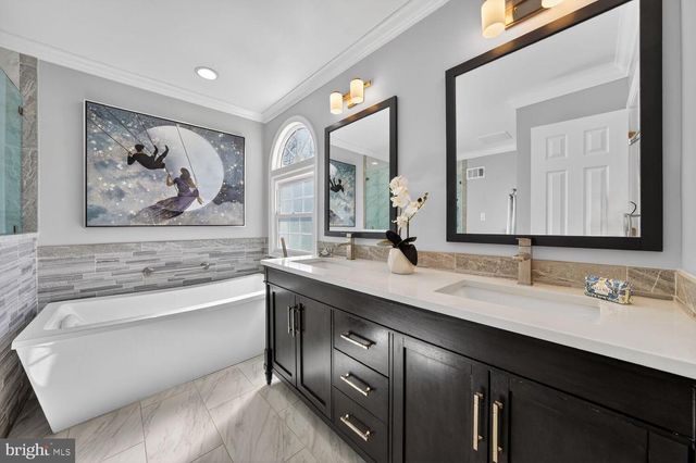 7923 DONEGAL LN, Springfield, VA 22153