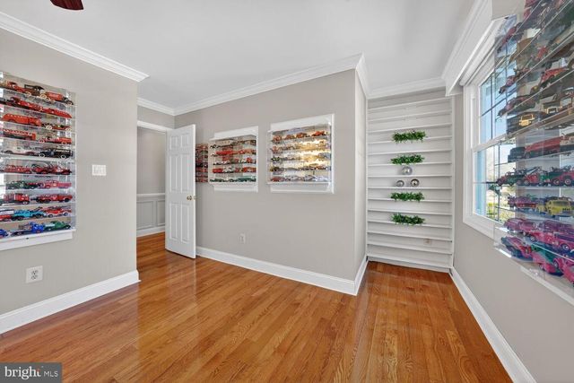 7923 DONEGAL LN, Springfield, VA 22153