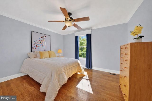 7923 DONEGAL LN, Springfield, VA 22153