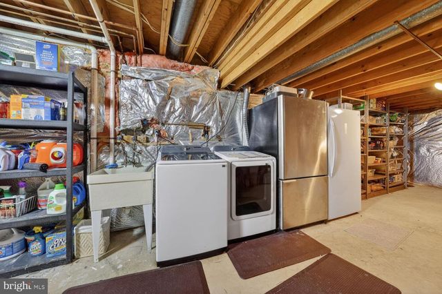 7923 DONEGAL LN, Springfield, VA 22153