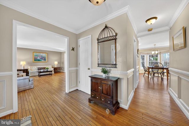 7923 DONEGAL LN, Springfield, VA 22153