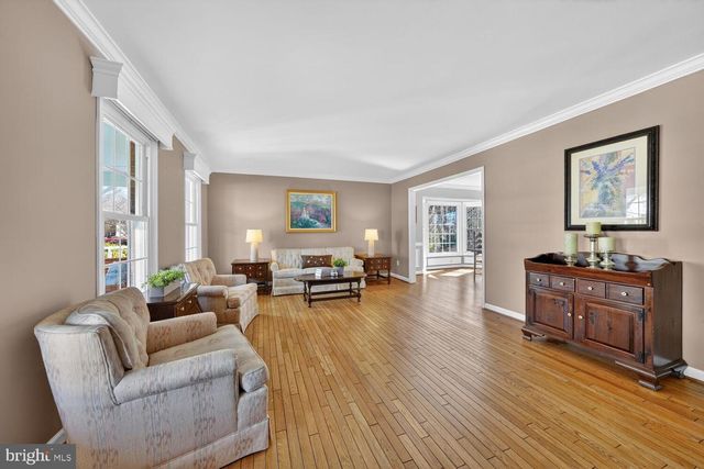 7923 DONEGAL LN, Springfield, VA 22153