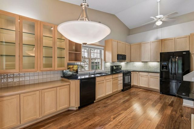 11830 Bren Road, Hopkins, MN 55343