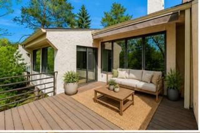 11830 Bren Road, Hopkins, MN 55343