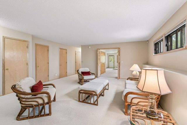 11830 Bren Road, Hopkins, MN 55343