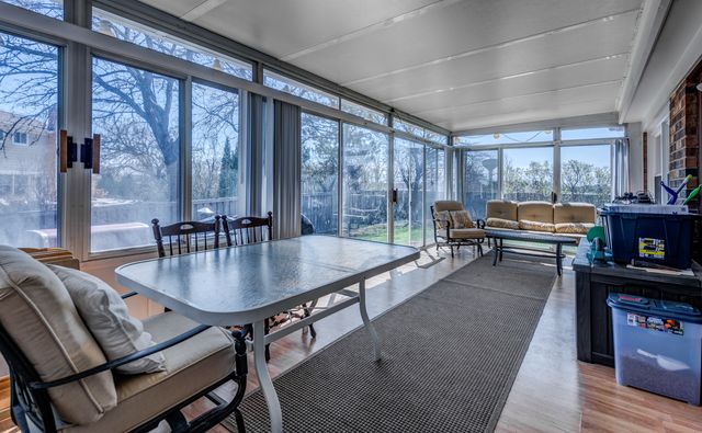 11 BIRCHWOOD Avenue, Deerfield, IL 60015