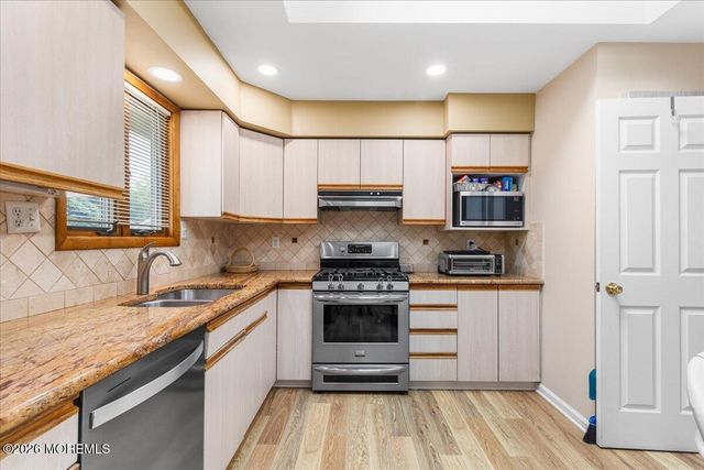 801 Stamford Drive, Neptune Township, NJ 07753