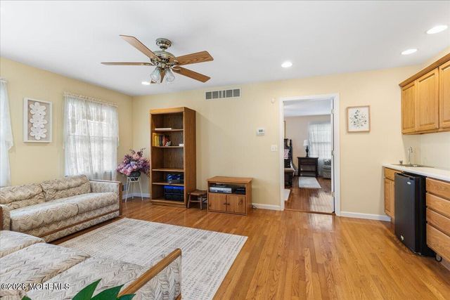801 Stamford Drive, Neptune Township, NJ 07753