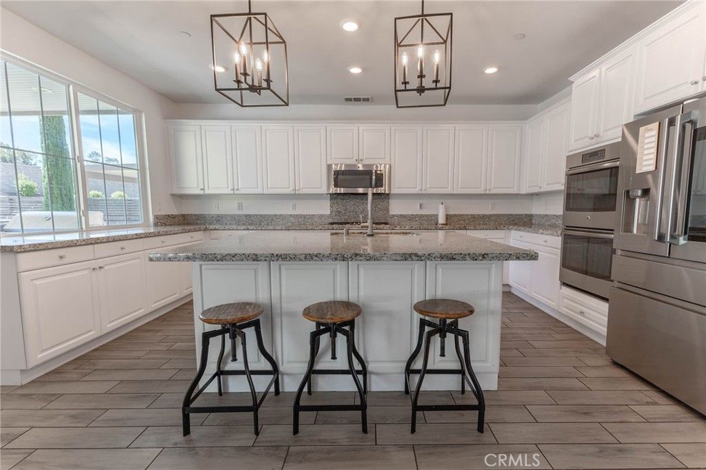 23491 Crystal Way, Wildomar, CA 92595 — photo 3