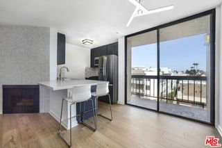 7320 Hawthorn Avenue 319, Los Angeles, CA 90046
