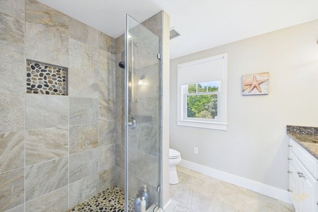 35 Shore Dr, Mattapoisett, MA 02739
