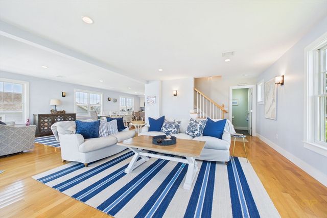 35 Shore Dr, Mattapoisett, MA 02739