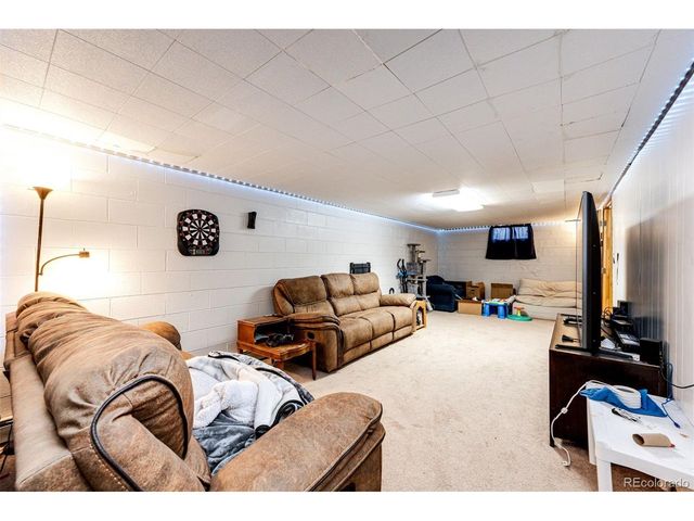 691 3rd Ave, Deer Trail, CO 80105
