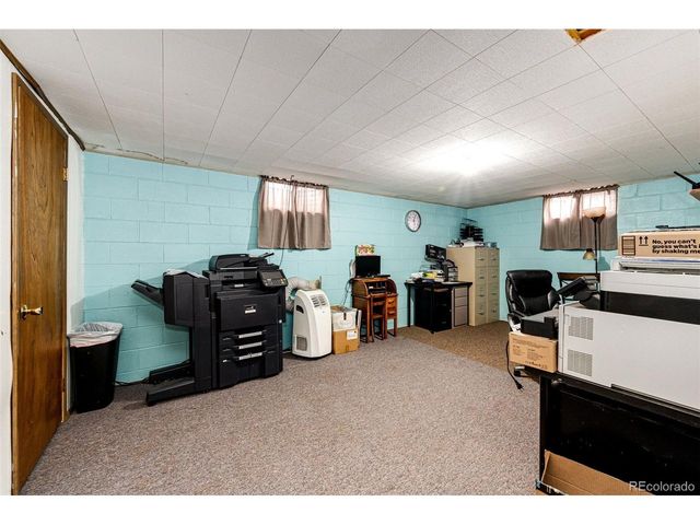 691 3rd Ave, Deer Trail, CO 80105