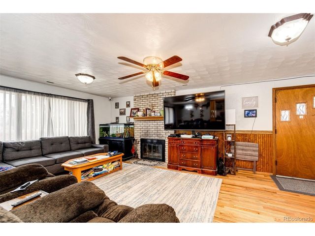 691 3rd Ave, Deer Trail, CO 80105