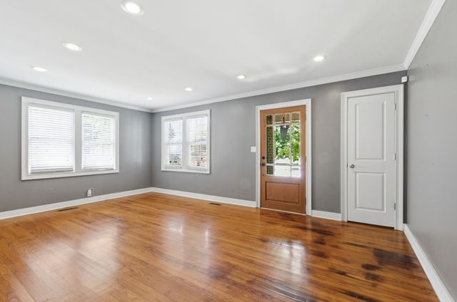 103 Barnwell Avenue, Centerville, TN 37033