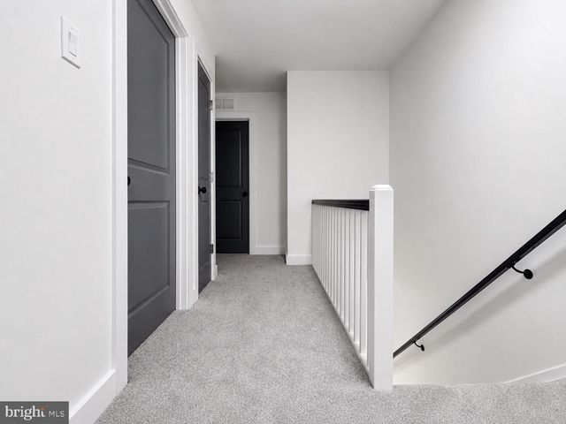 2420 LIBERATOR ST, Levittown, PA 19057