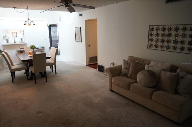 2415 NE 7TH STREET 8, Ocala, FL 34470