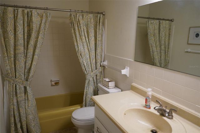 2415 NE 7TH STREET 8, Ocala, FL 34470