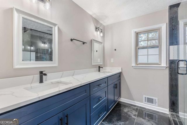 3846 Teresa Terrace SW, Lilburn, GA 30047