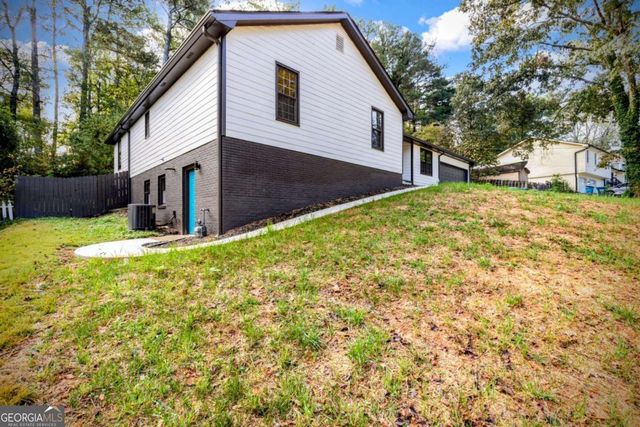 3846 Teresa Terrace SW, Lilburn, GA 30047