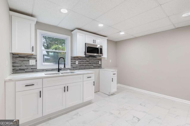 3846 Teresa Terrace SW, Lilburn, GA 30047