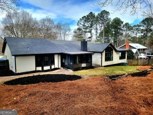 3846 Teresa Terrace SW, Lilburn, GA 30047