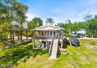 4131 20th Avenue, Bay Saint Louis, MS 39520