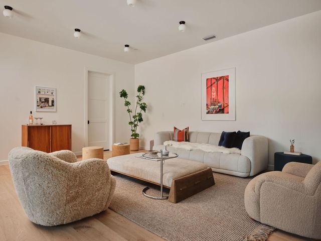 4514 Spanish Oak TRL, Austin, TX 78731