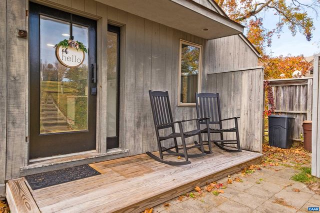 48 MEADOW LN, Nellysford, VA 22958