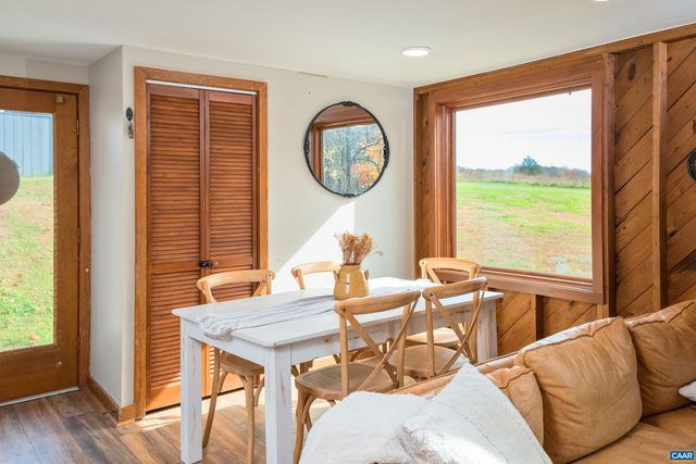 48 MEADOW LN, Nellysford, VA 22958