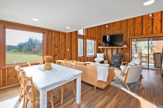 48 MEADOW LN, Nellysford, VA 22958