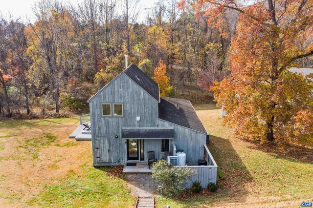 48 MEADOW LN, Nellysford, VA 22958