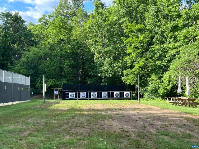 48 MEADOW LN, Nellysford, VA 22958