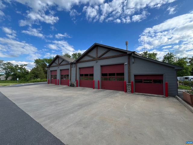 48 MEADOW LN, Nellysford, VA 22958