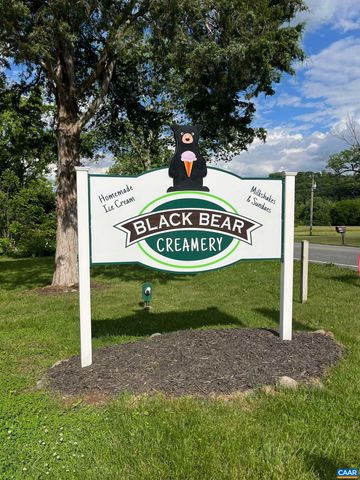 48 MEADOW LN, Nellysford, VA 22958